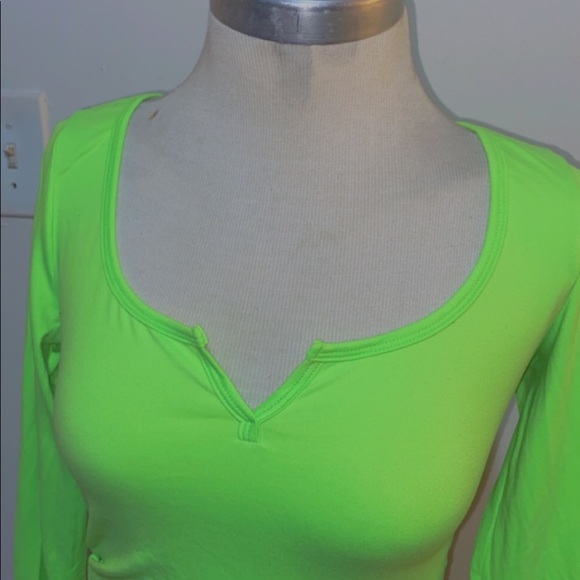 Fashion Nova Crop Top - Picture 1 of 3